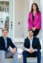  The Nicholson Team